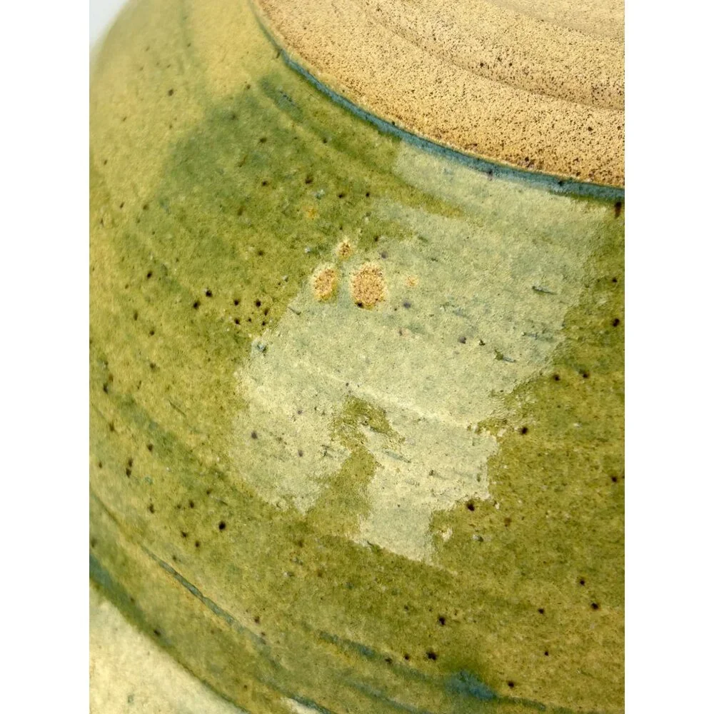 Geiger Vintage 1998 Green Ruffled Edge Pottery Bowl Home Art Signed